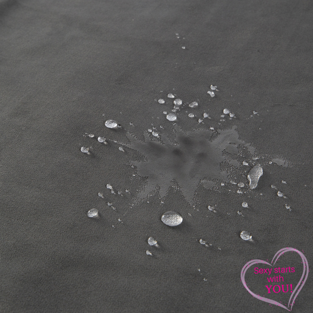 Fascinator Waterproof Throws