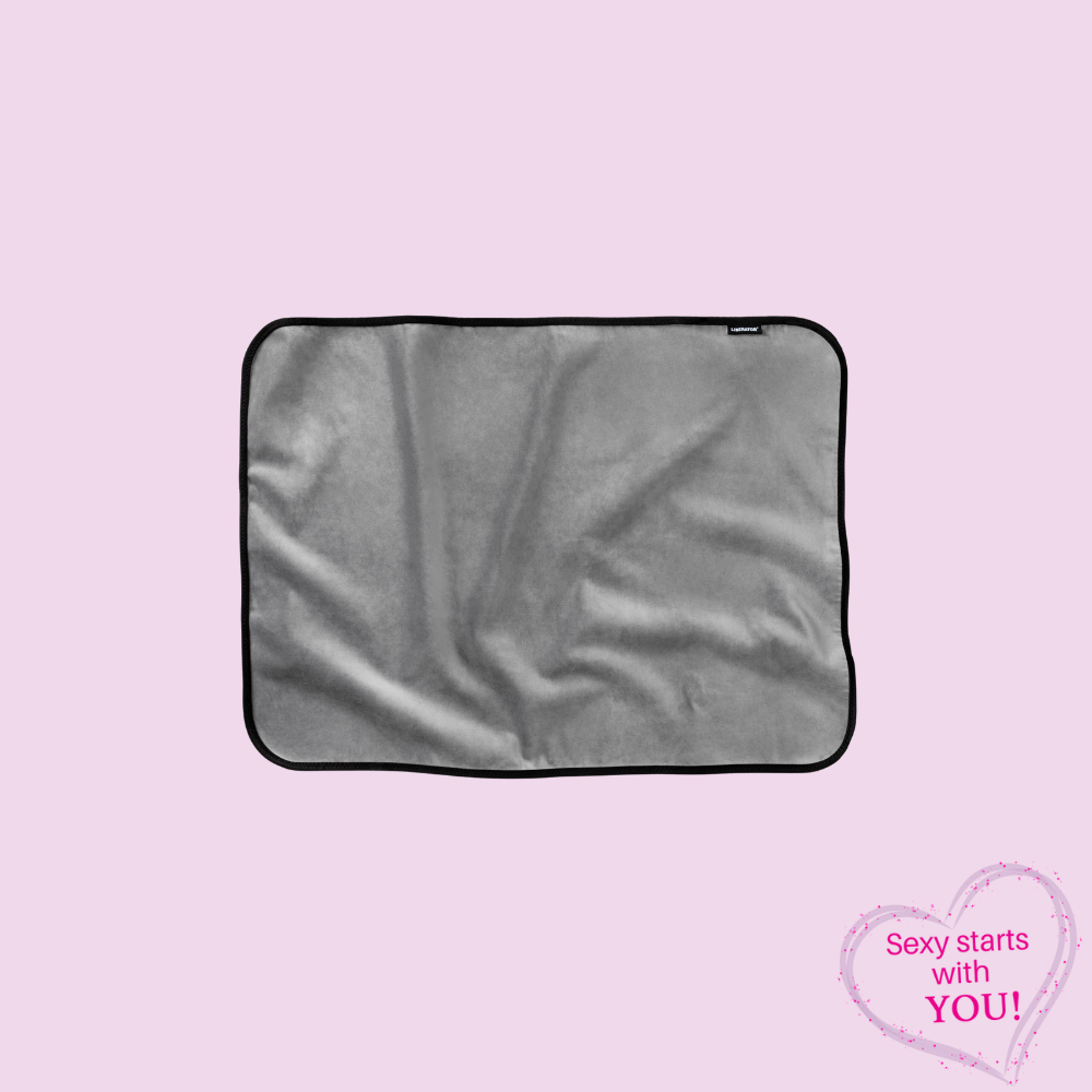 Fascinator Waterproof Throws