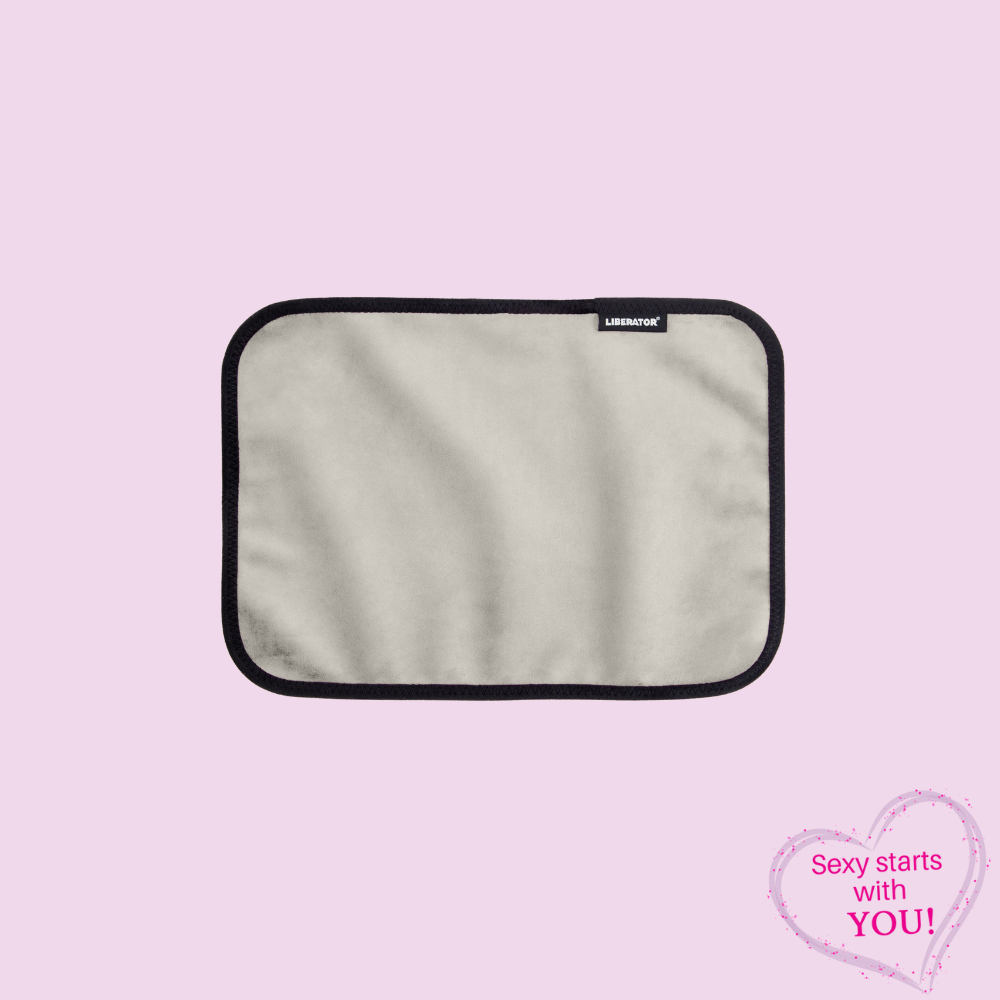 Fascinator Waterproof Throws