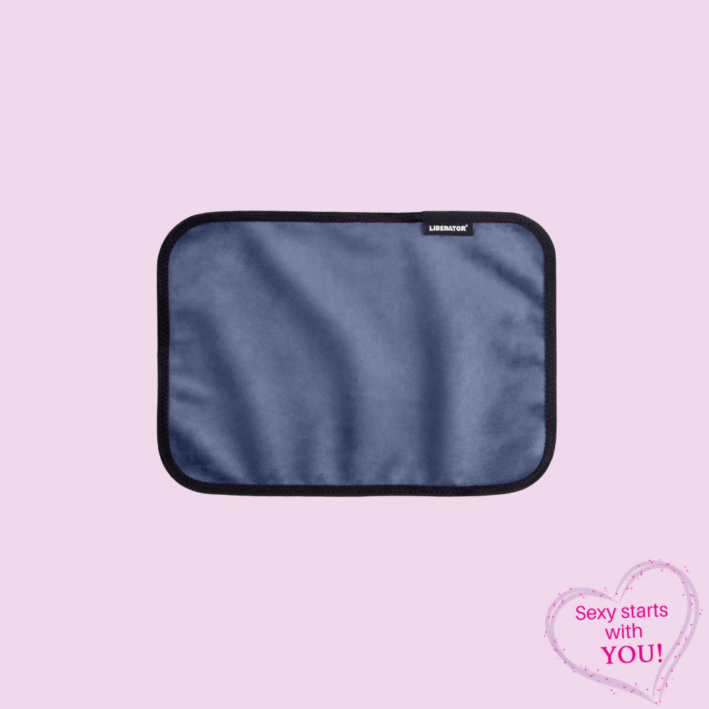 Fascinator Waterproof Throws